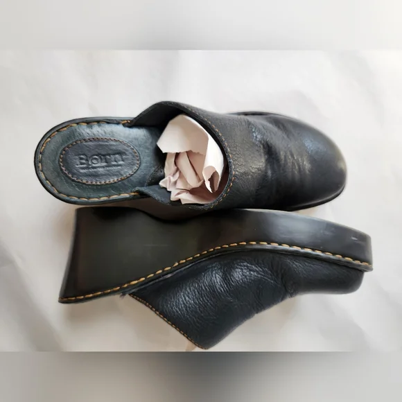Born Black Leather Wedge Clog - Women's Slip-On Size 10 - Picture 4 of 5